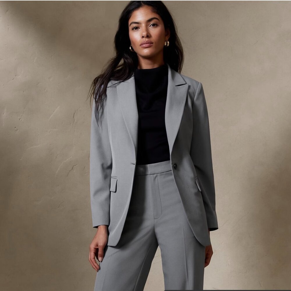 Banana Republic Sculpted Blazer in Heather Gray